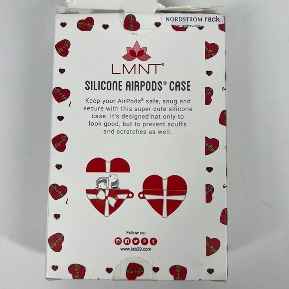 Nordstrom Heart Gift Airpods Case - Picture 7 of 8